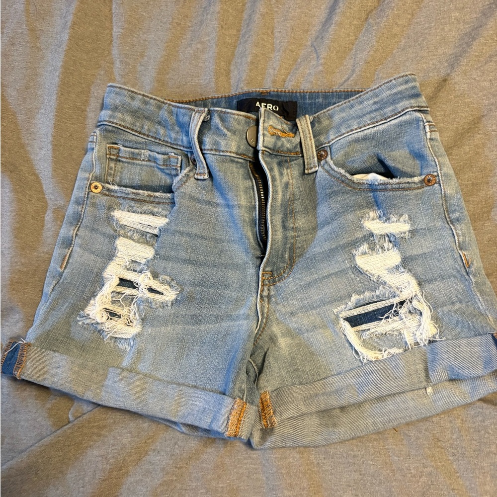 Aeropostale jean short size 2 never worn